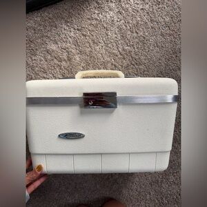 Vintage Forecast Ivory Train Case / Vanity Case – 1950s–1960s